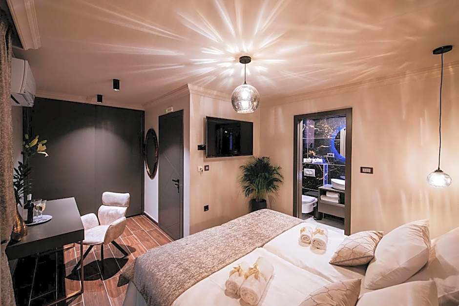 Luxury Rooms VINDEMIÆ