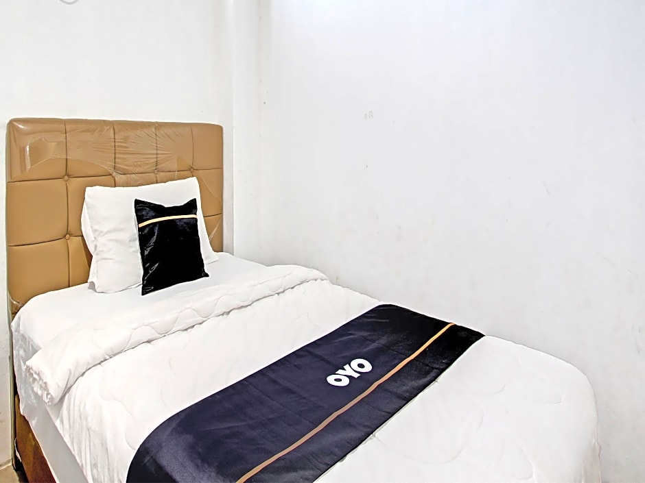 Capital O 92819 Pm Indah Hotel