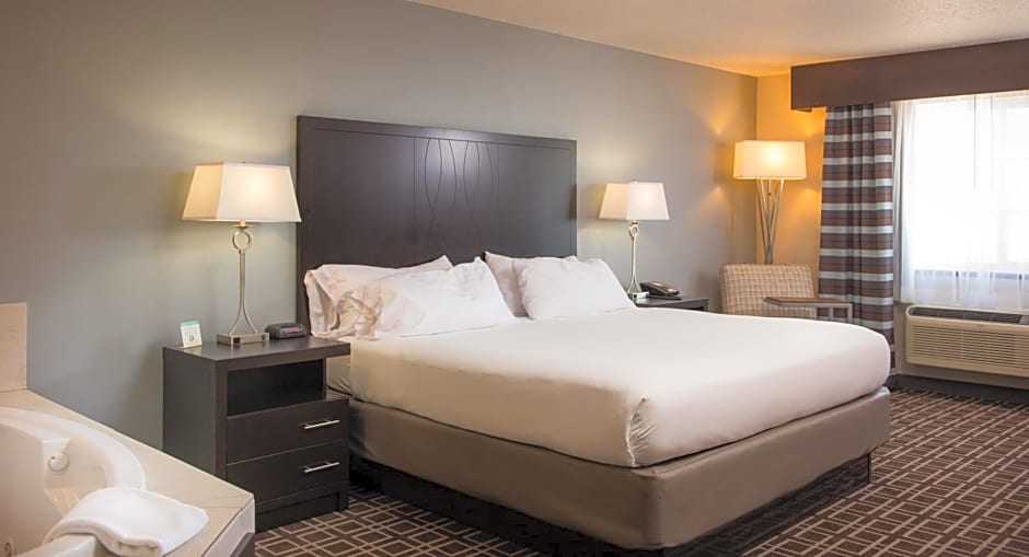 Holiday Inn Express Le Claire Riverfront-Davenport, an IHG Hotel
