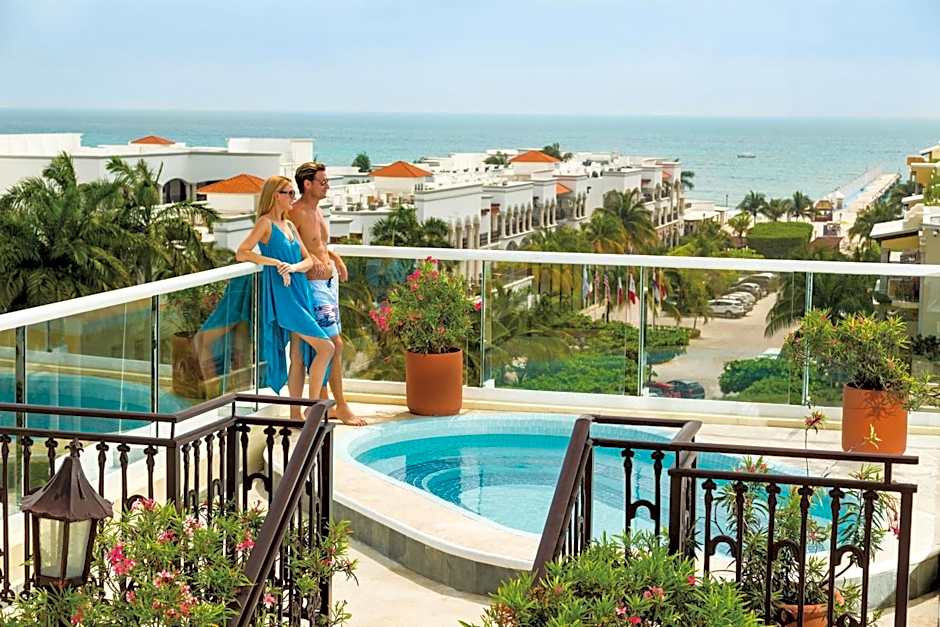Wyndham Alltra Playa del Carmen Adults Only All Inclusive