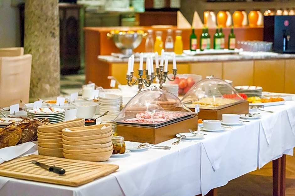 Hotel Schloss Leonstain