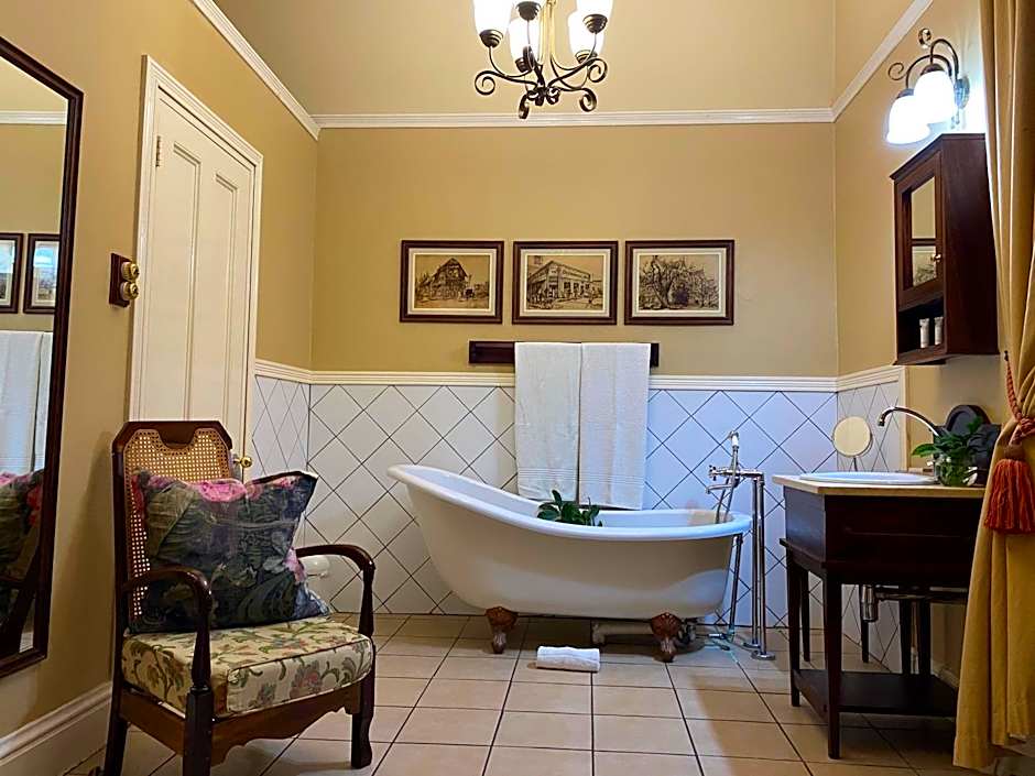 Kimberley Club Guesthouse