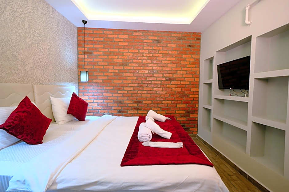Taksim Celebi Suites