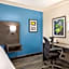 La Quinta Inn San Antonio I-35 N at Toepperwein