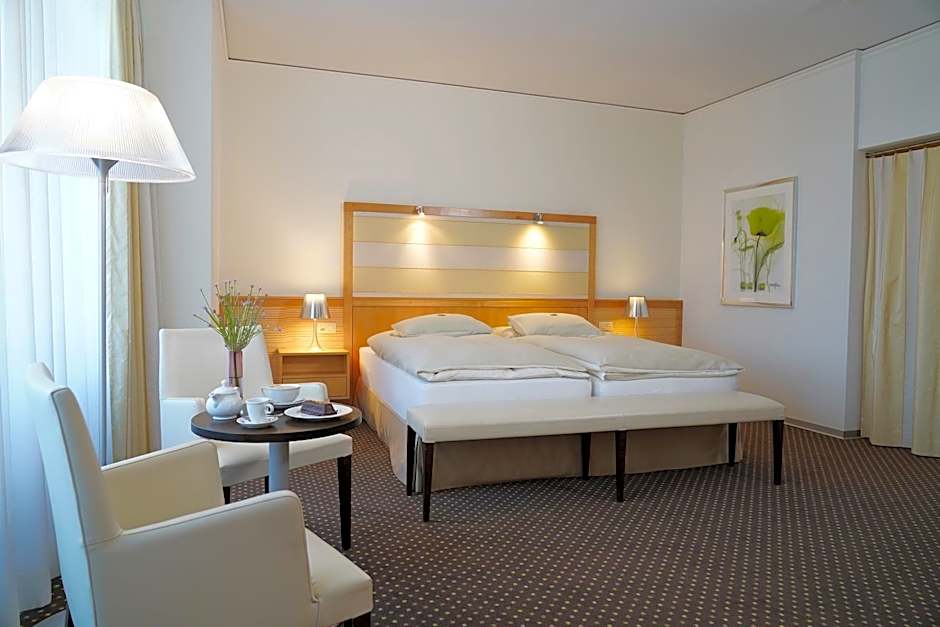 Park-Hotel am Rhein - Gesundheitshotel und Residenzen