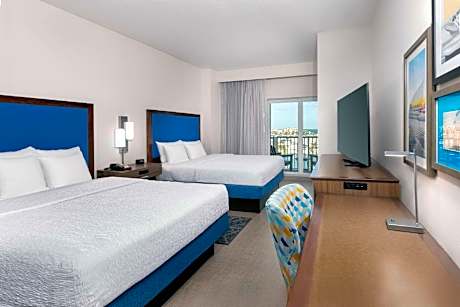 2 QUEENS MOBILITY/HEARING ACCESS RI SHWR NS