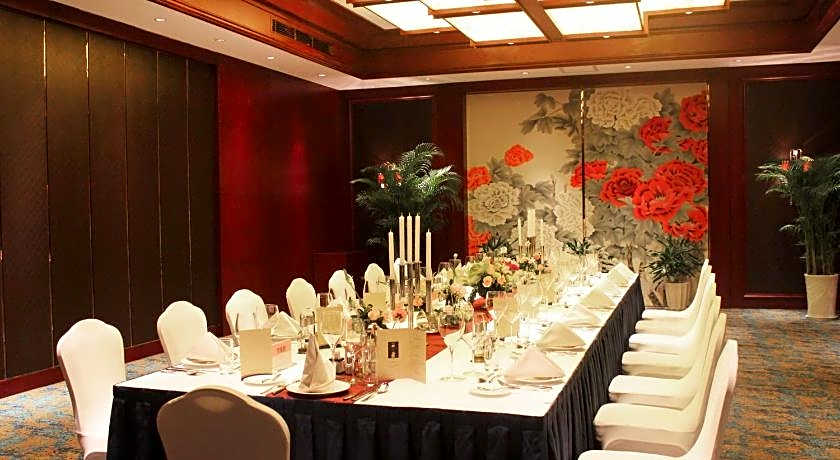 Howard Johnson Tropical Garden Plaza Kunming