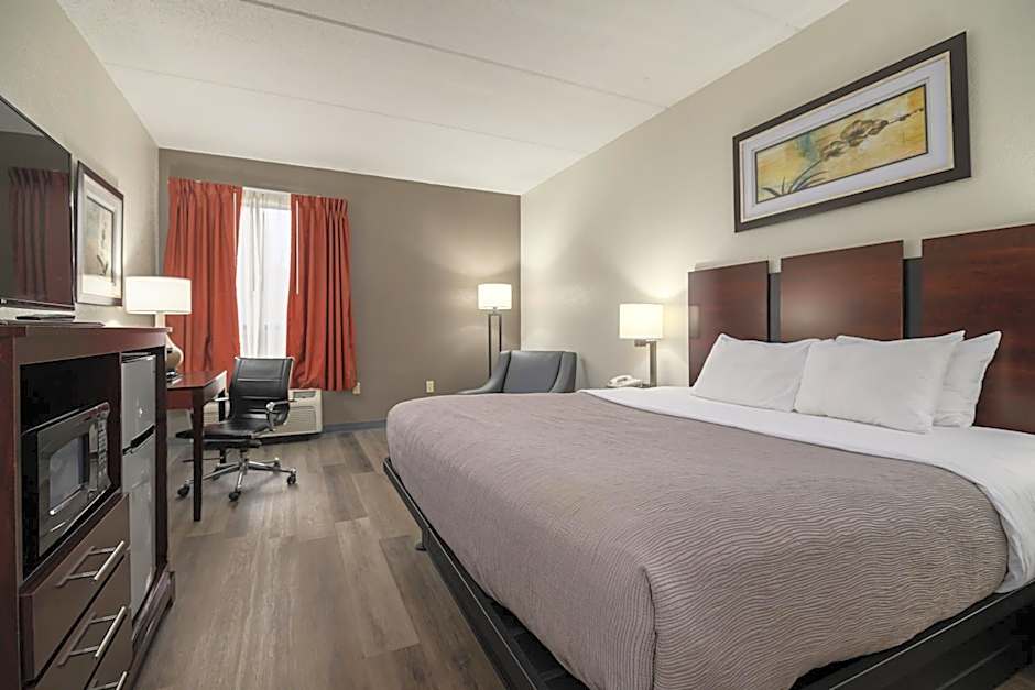 Quality Inn & Suites Lexington South