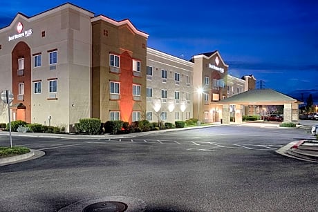 Best Western Plus Delta Inn & Suites