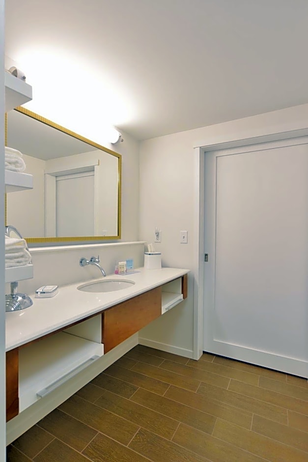 Hampton Inn & Suites Chippewa Falls
