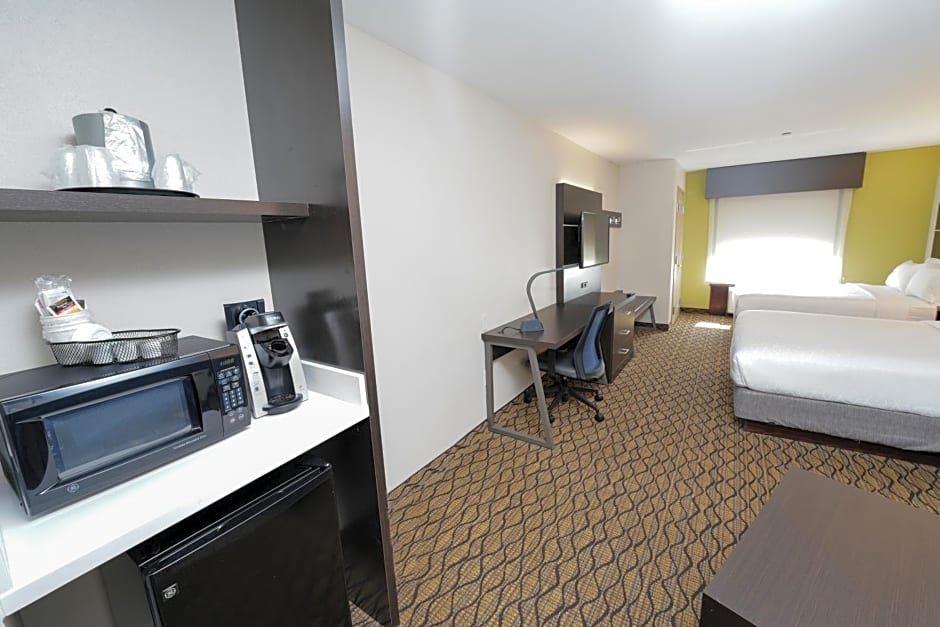 Holiday Inn Express And Suites Springfield Medical District