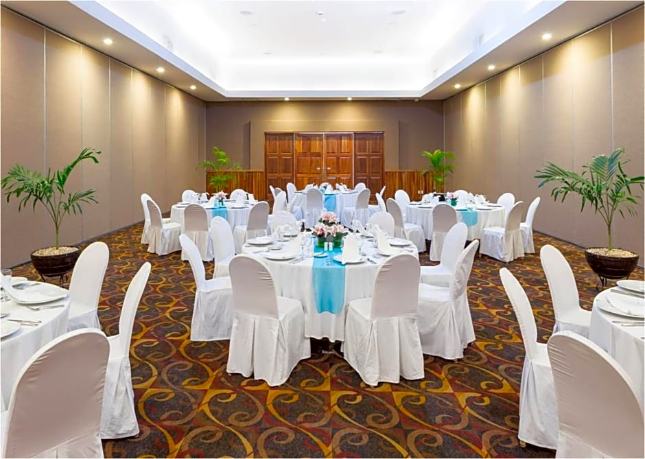 Blue Bay Grand Esmeralda - All Inclusive