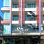 The River Scene Hotel