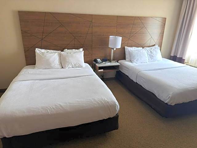 Wingate by Wyndham Utica