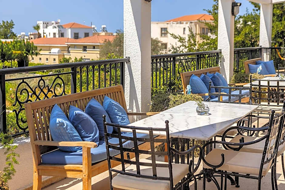 Stephanos Hotel Apartments