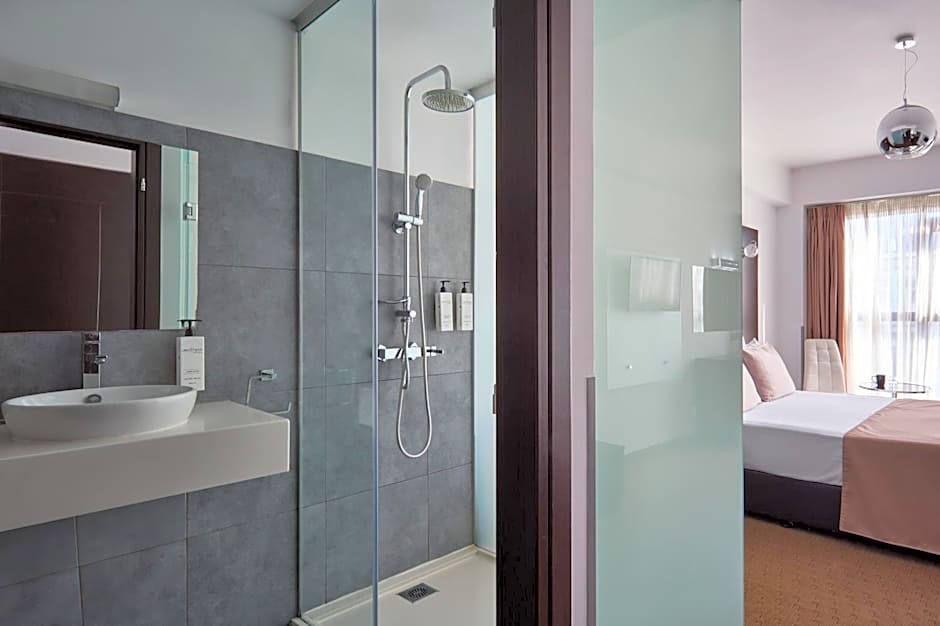 Breeze Boutique Athens