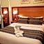 Comfort Hotel Suites