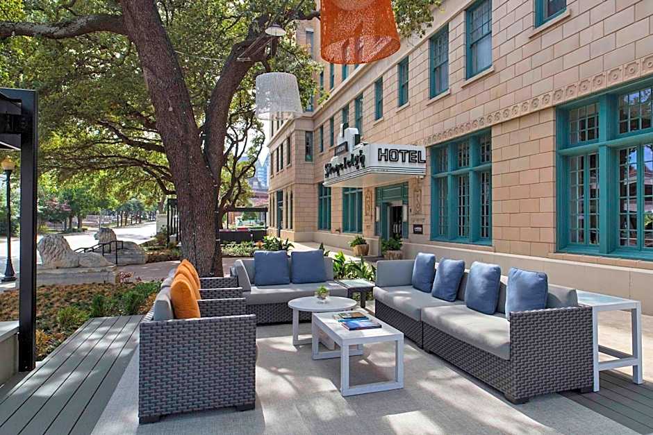 Le Meridien Dallas, The Stoneleigh
