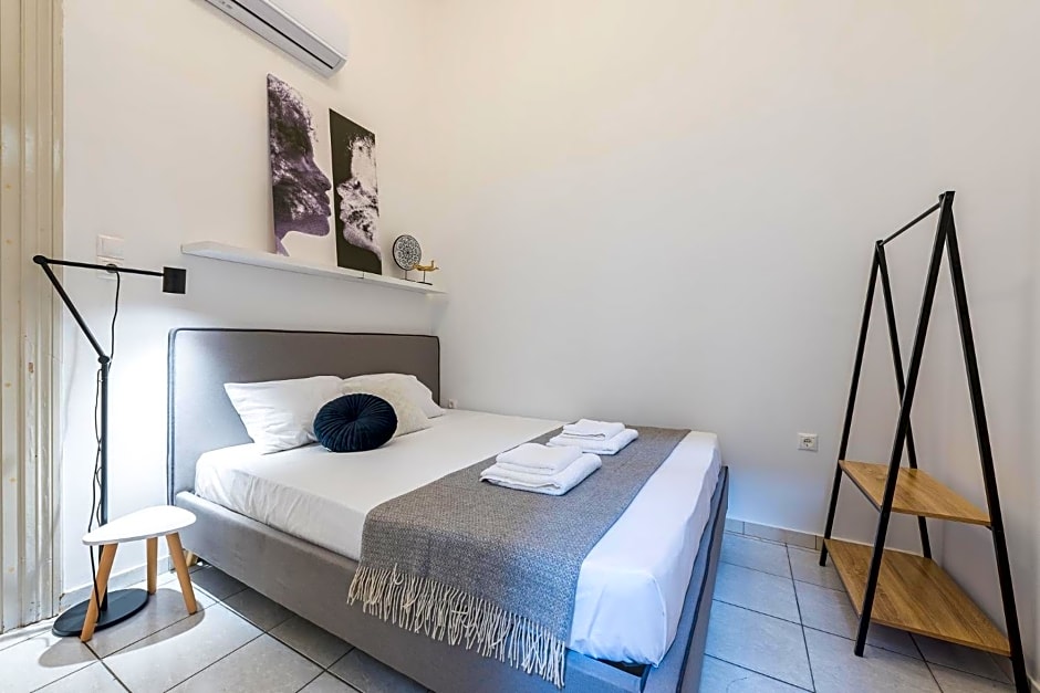 Mavrogenous - The Mansion