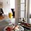 Lakehouse Inn