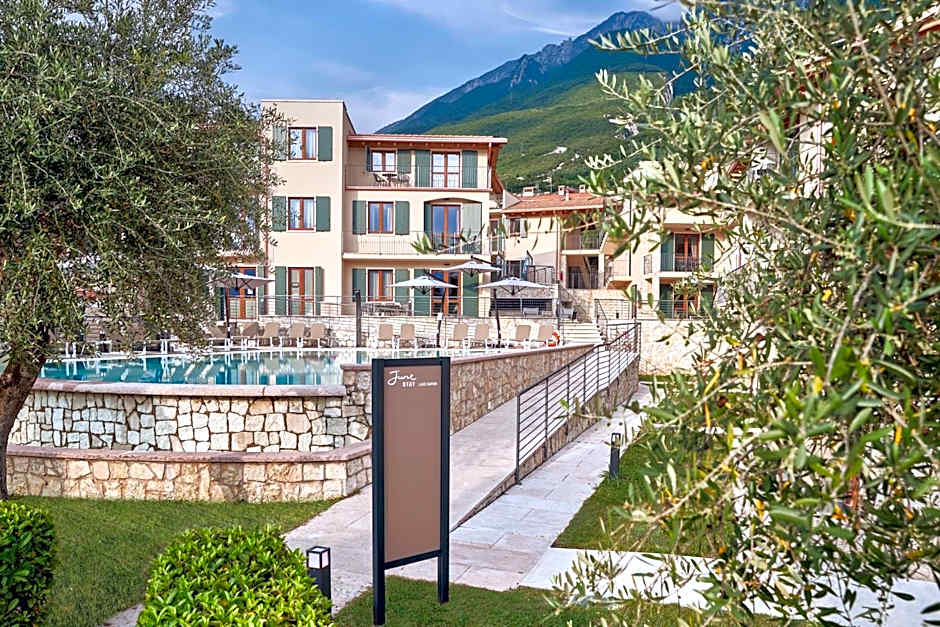 June Stay Lake Garda