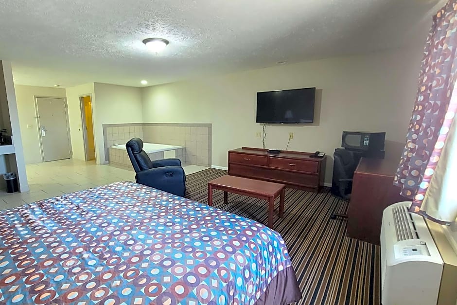 Super 8 by Wyndham Missouri Valley