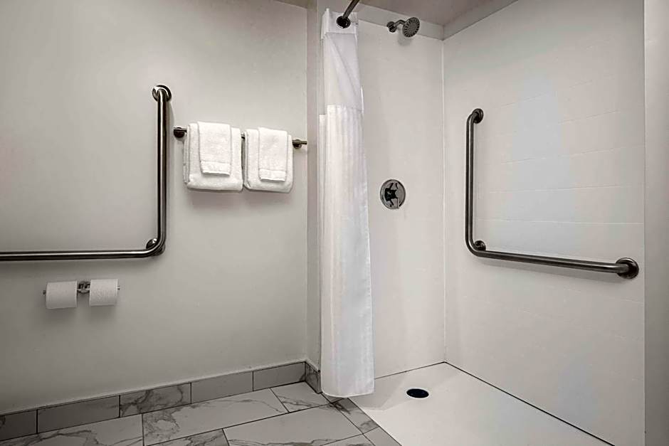 Spark by Hilton Brockville