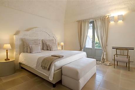 Basic Triple Room