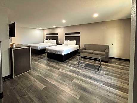 1 King - 1 Queen Bed | Nsmk, Micfridge