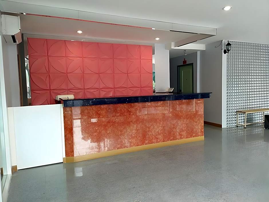 BIRD ROOM HOTEL - PRATUNAM