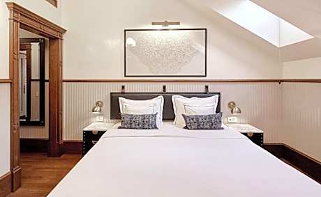 Superior Double Room with Balcony