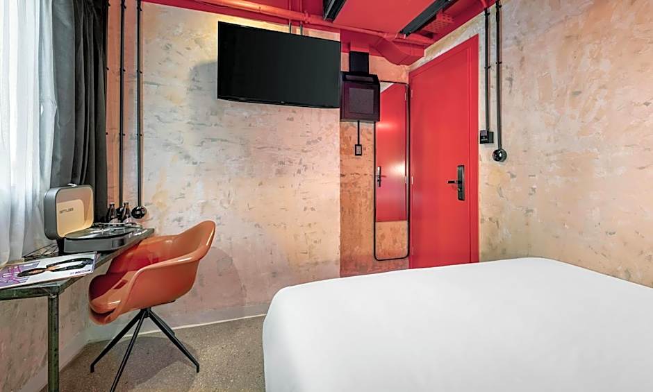 DAVE Red Athens - Son of a Brown