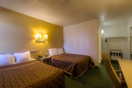 Double Room with Two Double Beds - Non-Smoking