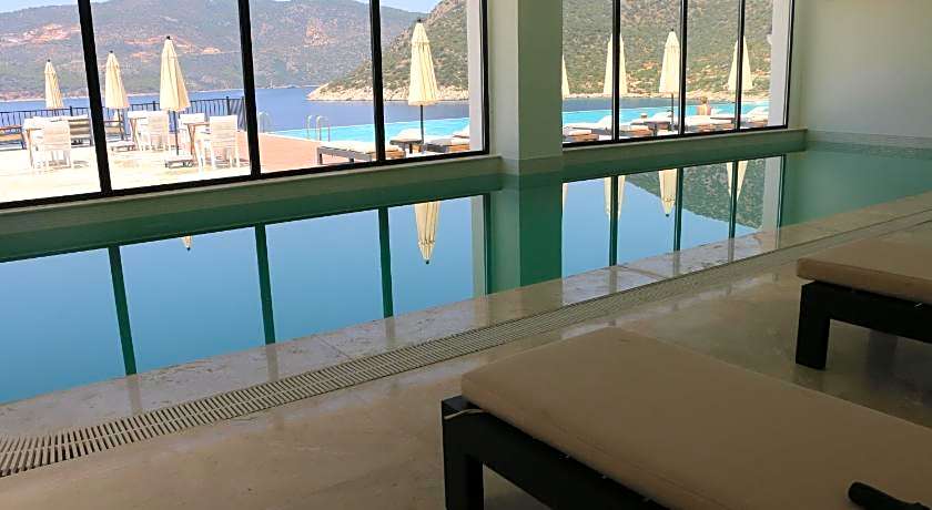 Lures Hotel