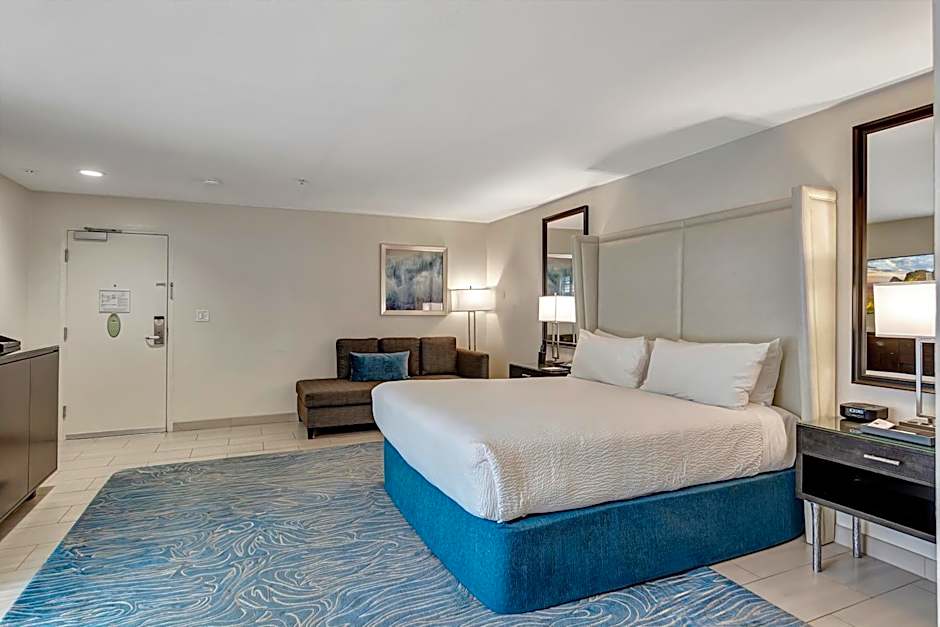 Ocean View Hotel