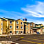 Cobblestone Hotel & Suites Denmark - Green Bay