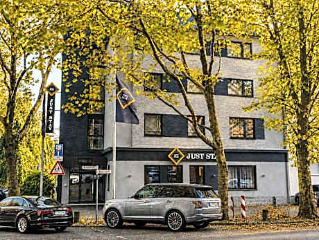 JustStay Ratingen Hotel & Apartments