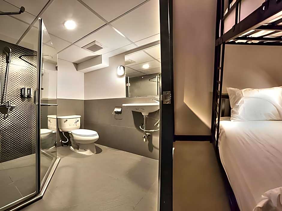 Jellybean The Blocks Hostel Sukhumvit 10