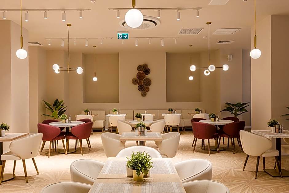 Ramada by Wyndham Bucharest Otopeni Airport