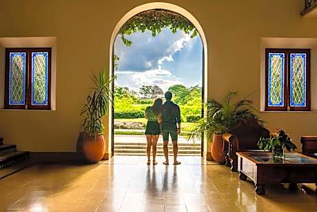 Mayaland Hotel & Bungalows