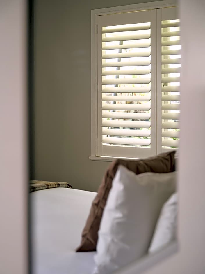 Suncourt Hotel & Conference Centre