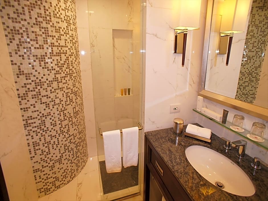 Crimson Hotel Filinvest City Manila