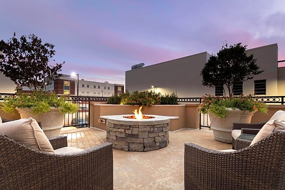 Staybridge Suites By Holiday Inn Montgomery - Downtown By IHG