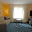 Fairfield Inn & Suites by Marriott London