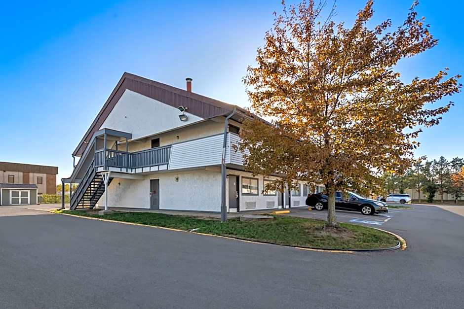 Americas Best Value Inn Kansas City E Independence
