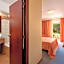 Crithoni's Paradise Hotel