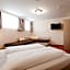 Aparthotel Dorfplatzl Garni