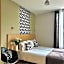 Hôtel Le National Clichy Paris