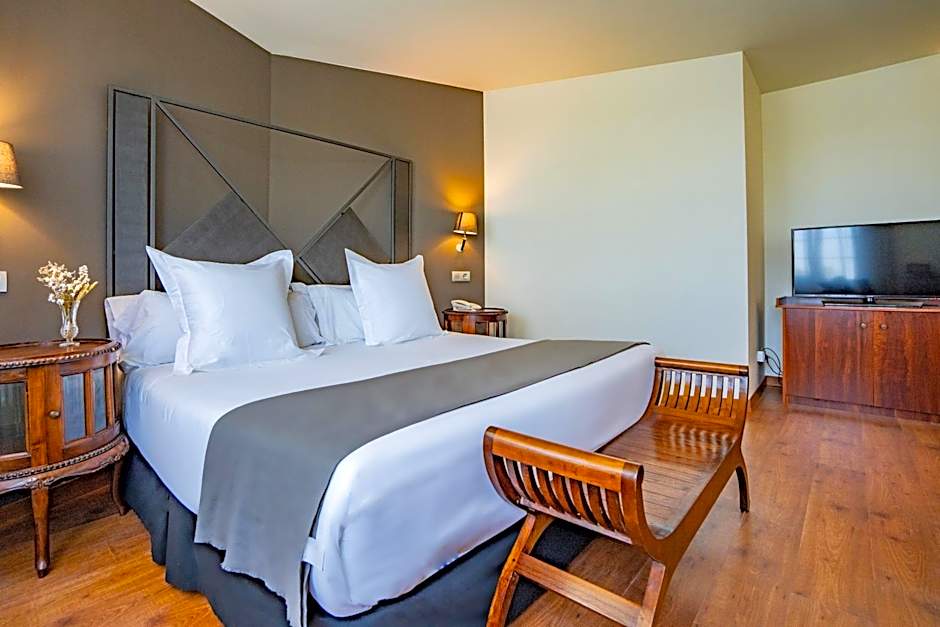 Hotel Torres de Somo