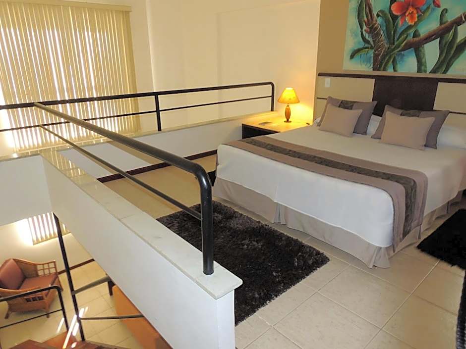 Mondrian Suite Hotel